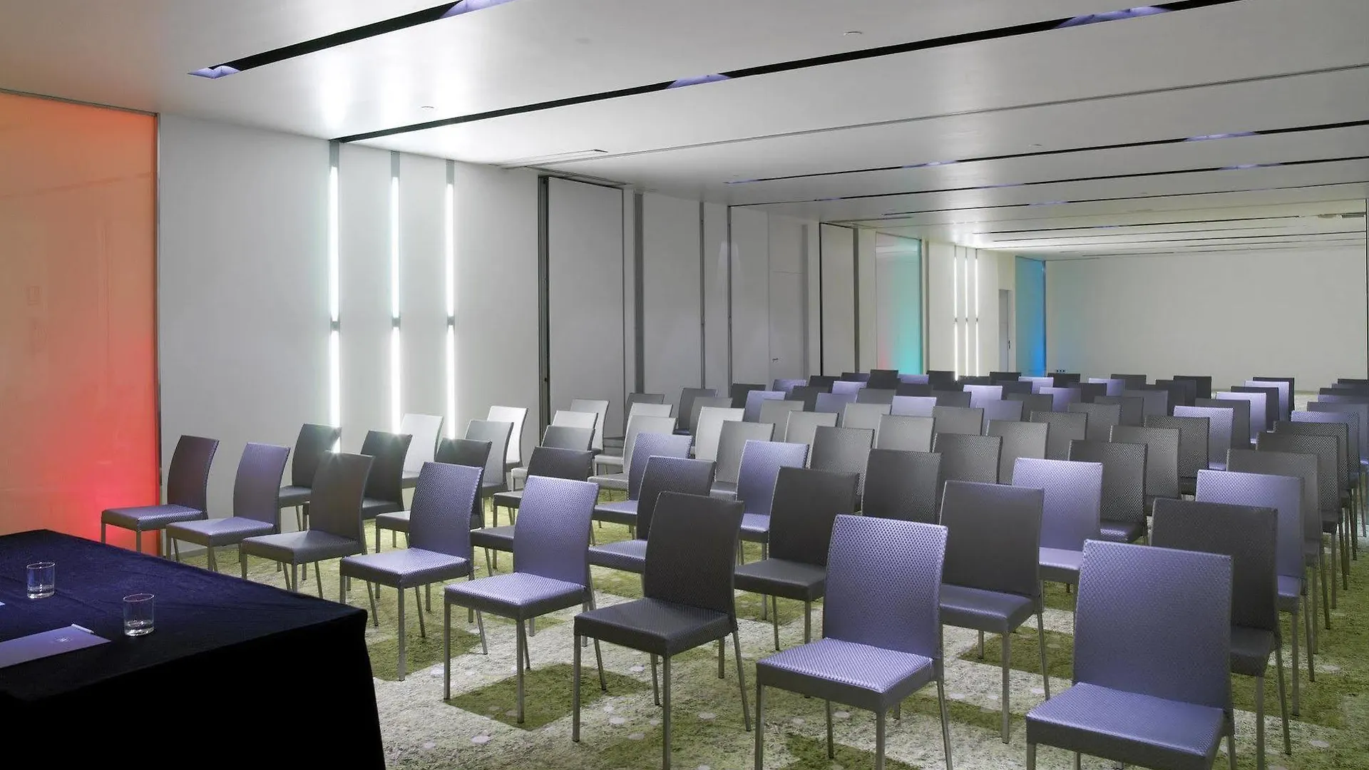 Ikonik Angli Hotel Barcelona
